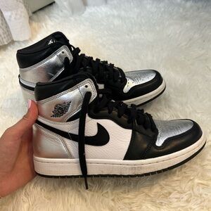 Woman’s air, Jordan high top 1s